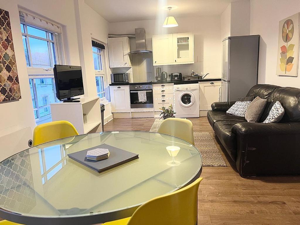 Yeovil Apartments Kültér fotó