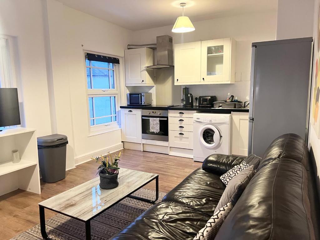 Yeovil Apartments Kültér fotó